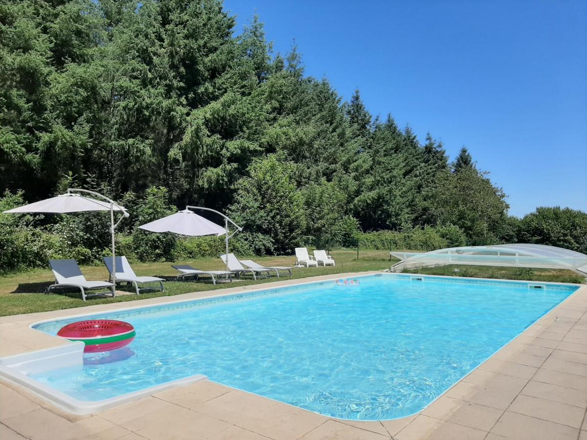 Domaine Les Ourgeaux Hotel Pageas Exterior photo